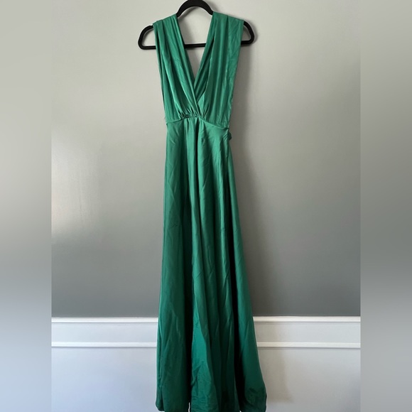 Floor length gown - Picture 2 of 2